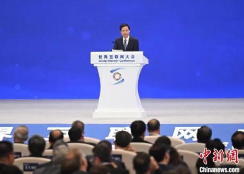 雷军发言稿竟是手写的 2024年世界互联网大会乌镇峰会雷军说了什么？