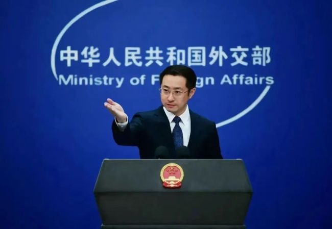 245%关税遭吐槽：再加5%才像特朗普 虚张声势黔驴技穷