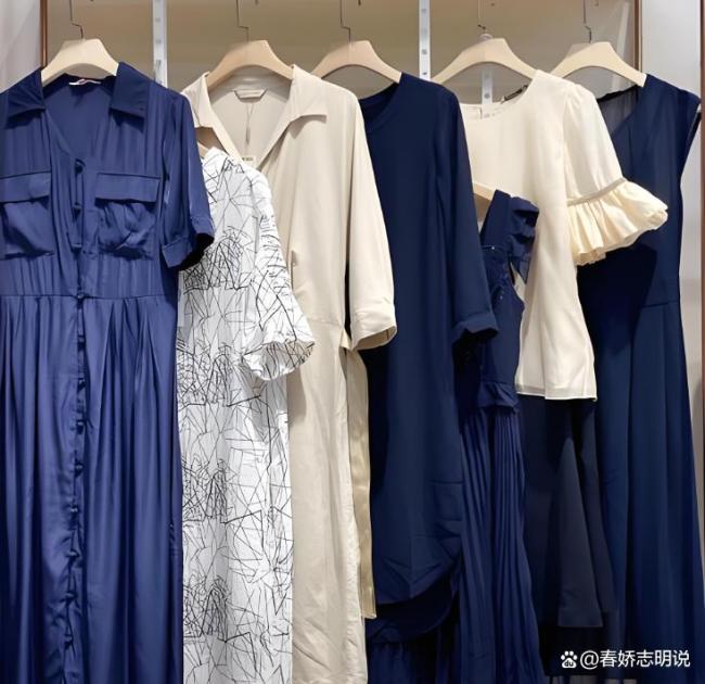 84斤女子吐槽买百件衣服穿不上