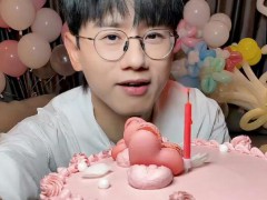 张杰直播为谢娜庆生 网友：“太甜蜜了”“糖分超标”“这么甜的吗”！