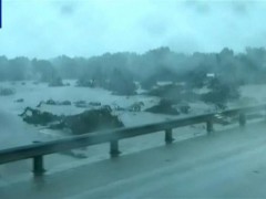 美国一地暴雨多人死亡 仍有20多名女童失踪 搜救工作彻夜进行！（图）