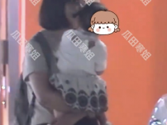 疑似王鸥女儿首次曝光 小圆脸超可爱!(图）