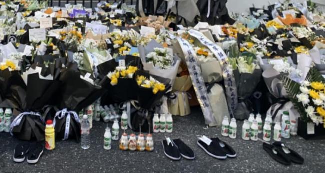 宗庆后去世时捧灵牌骨灰者为宗继昌 娃哈哈遗产继承之战爆发