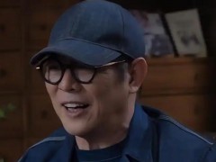 62岁李连杰晒躺病床照片 面容憔悴 具体详细真相曝光！